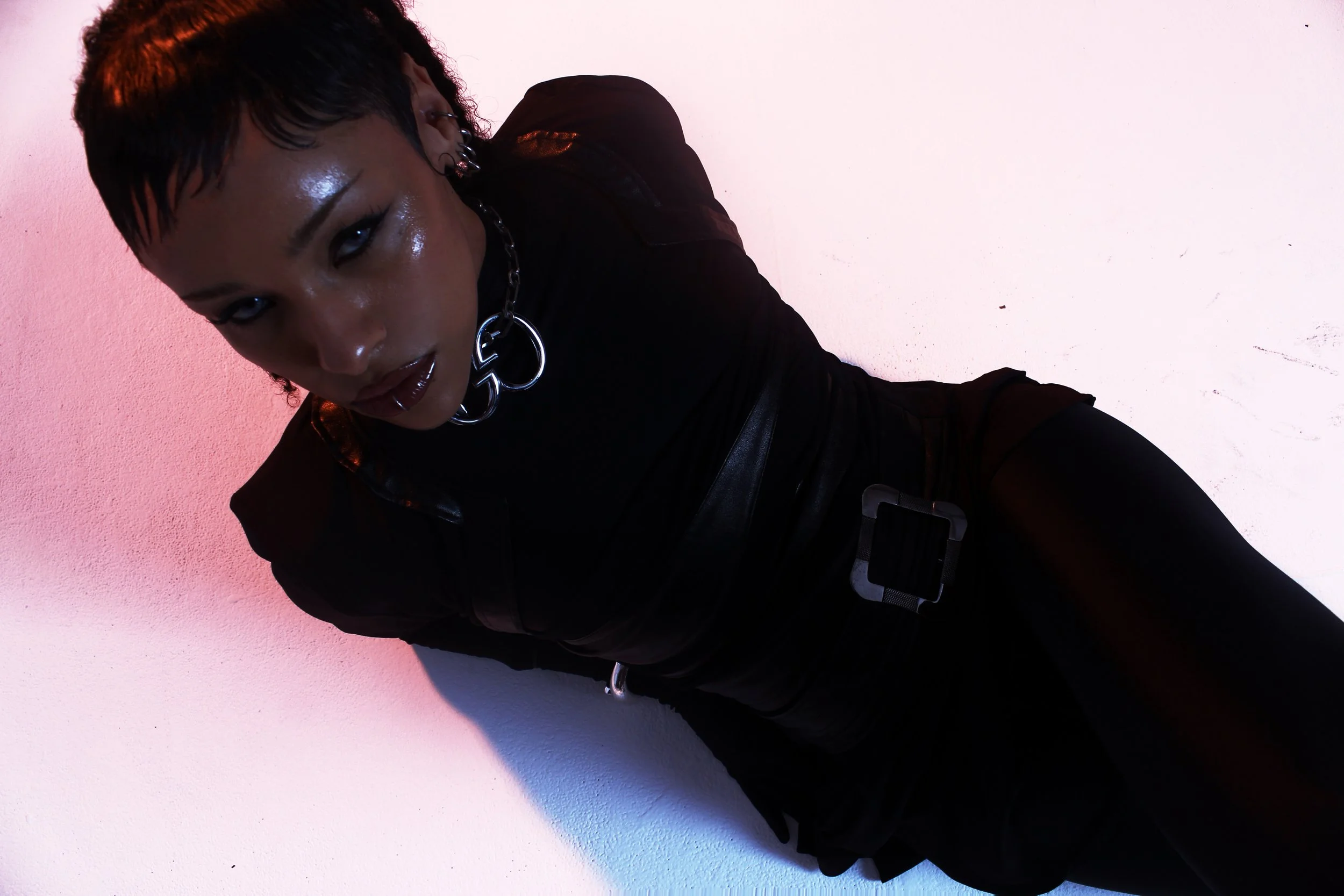 IN CONVERSATION WITH RAVEN — Numéro Netherlands